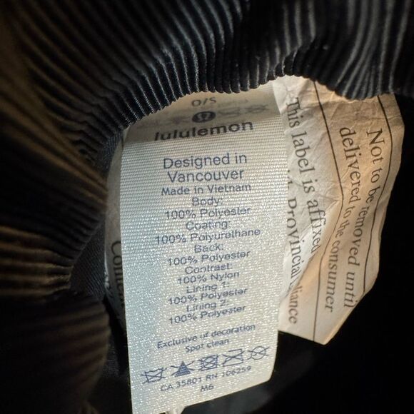 Lululemon Go Lightly Rucksack - Picture 13 of 15